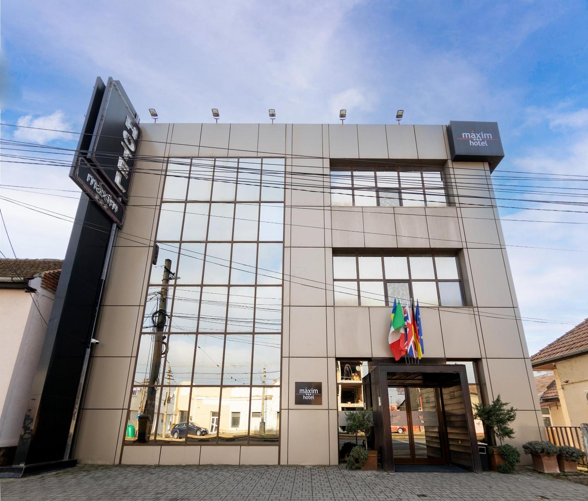 Hotel Maxim Arad Exterior photo